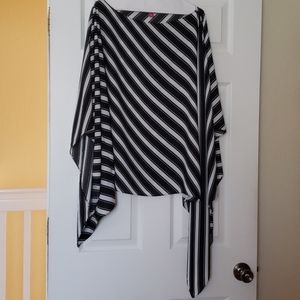 Vince Camuto Asymmetrical Top, Medium